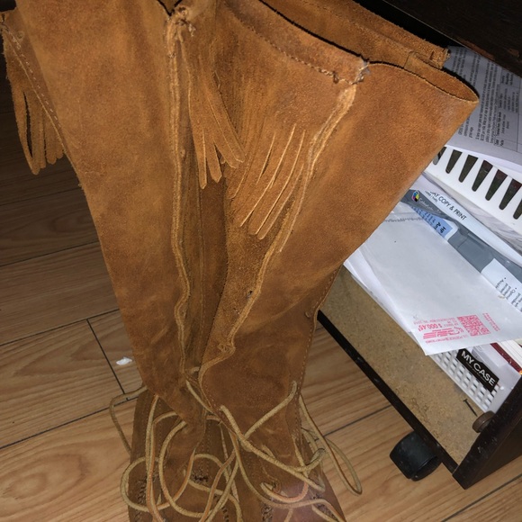 Tie up boots - Picture 2 of 4